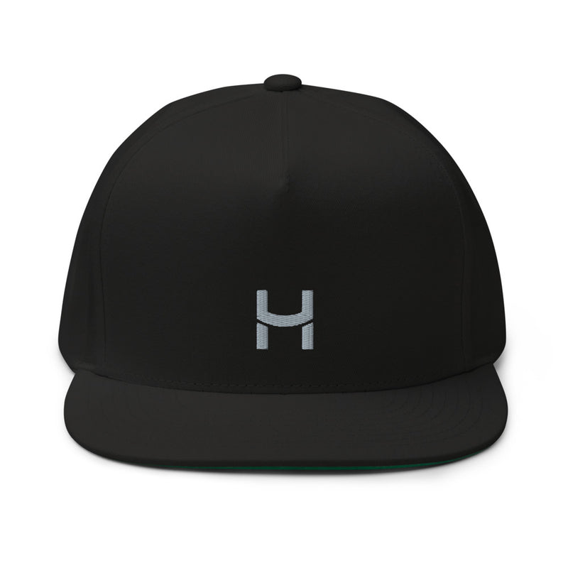 Gorra Negra con Logo H™ Bordado